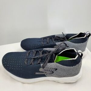 Skechers GoRun 6 black, white and green 9.5 women's